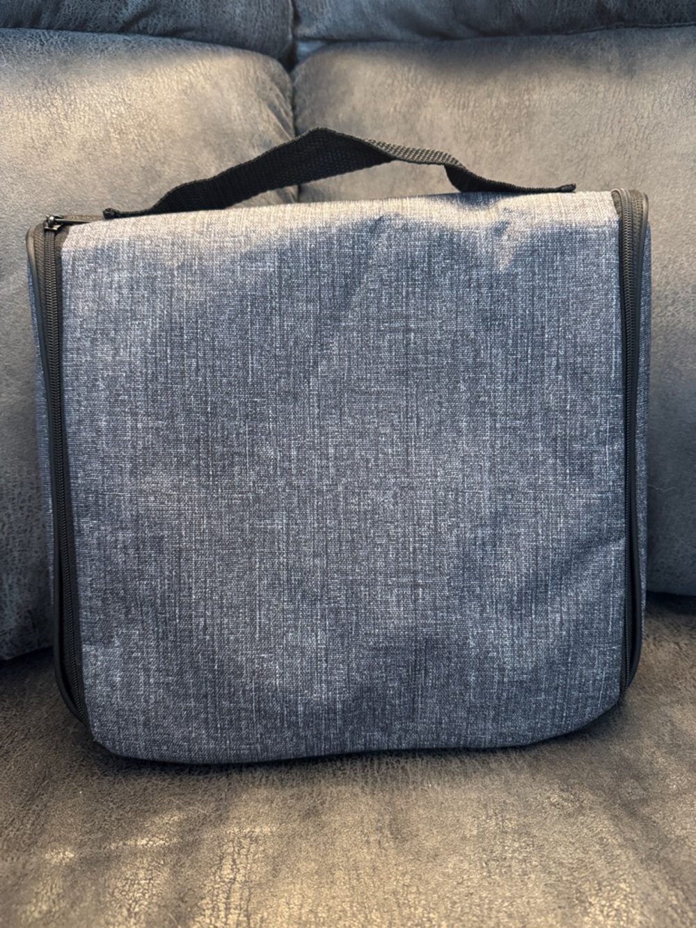 Thirty-One Hanging Traveller Case - Grey Crosshatch